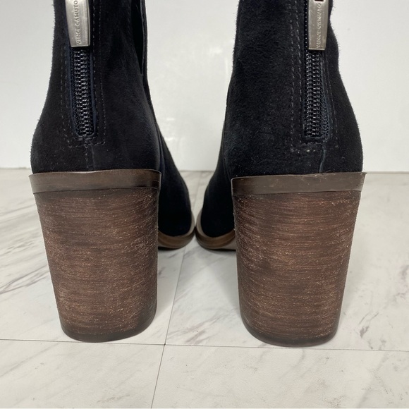 Vince Camuto Welland Black Suede Bootie 7 1/2 M - Picture 4 of 16
